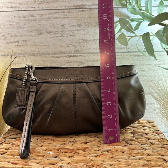 Beautiful Leather Coach Wristlet - Picture 3 of 7